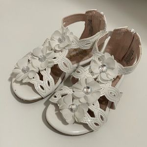 Jumping Bean White Flower Sandals Toddler
